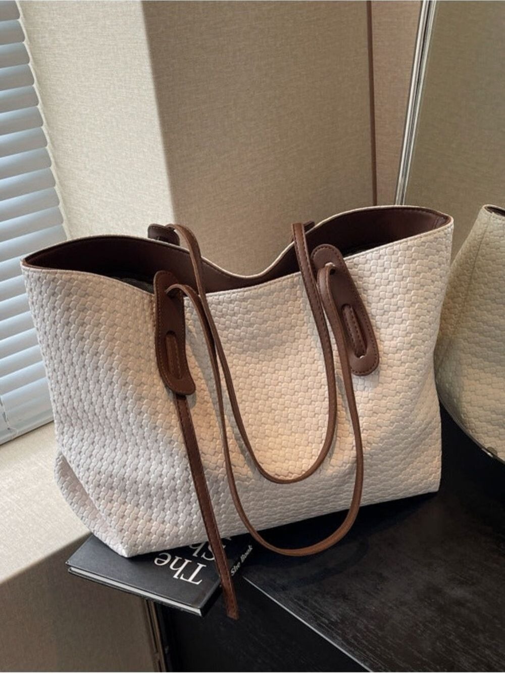 Beach Vacation Bundle!! Tote & Crossbody Pouch - Picture 11 of 13